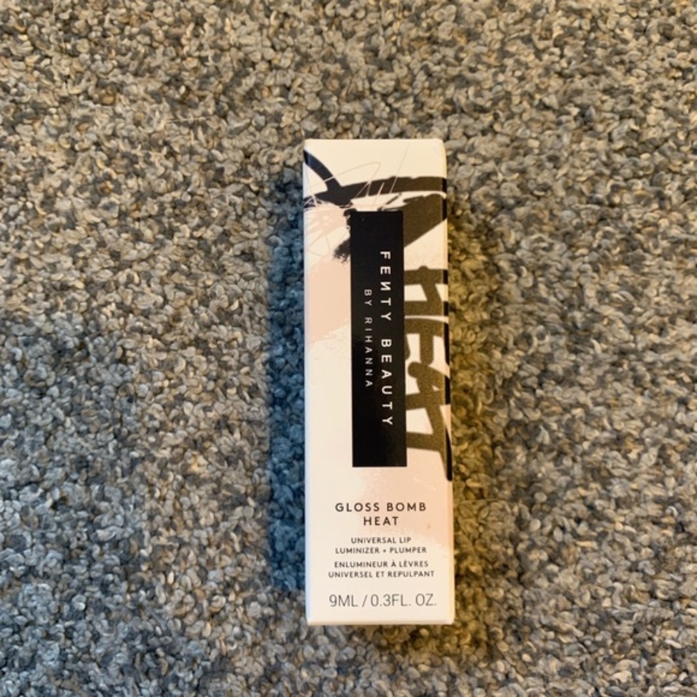 Fenty Beauty Gloss Bomb Heat